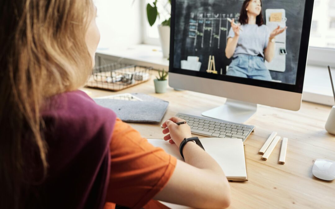 Online Learning Platform Types for Education and Training